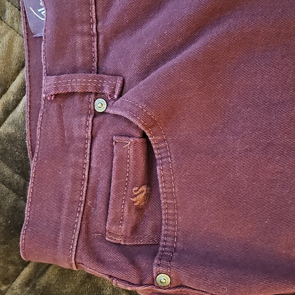 Jeans - Picture 6 of 16